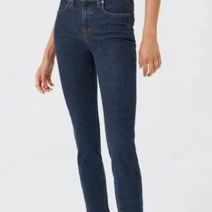 Aritzia Sunday size 27 Best Switch dark wash high rise stretch skinny jeans